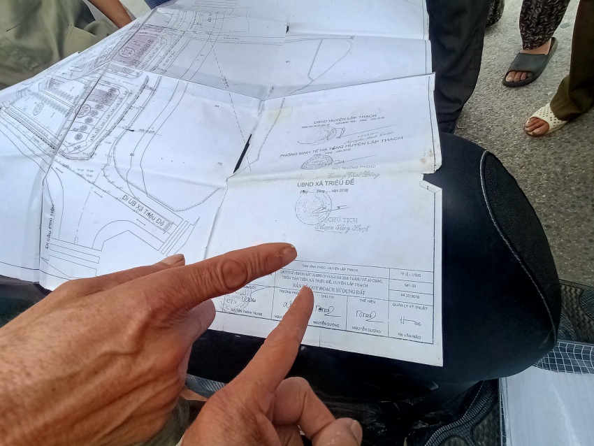 Lập Thạch - Vĩnh Phúc: Người dân bức xúc vì ao Trảng xã Triệu Đề bị san lấp ảnh hưởng đến môi trường và nước sản xuất nông nghiệp Lập Thạch - Vĩnh Phúc: Người dân bức xúc vì ao Trảng xã Triệu Đề bị san lấp ảnh hưởng đến môi trường và nước sản xuất nông nghiệp