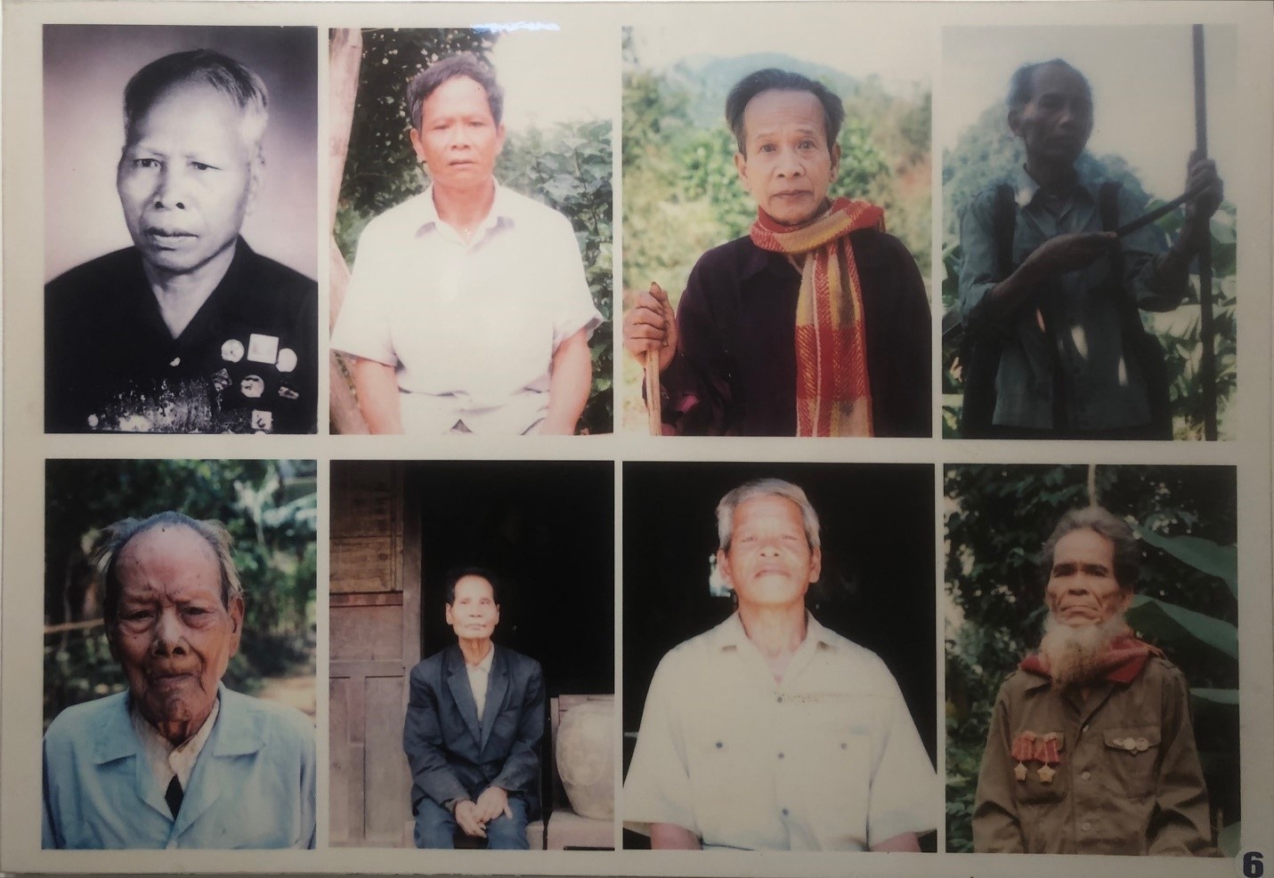 Chân dung đại diện những tấm gương sáng của đồng bào nơi miền tây xứ Huế - Trưng bài tại Bảo tàng Hồ Chí Minh Thừa Thiên Huế.