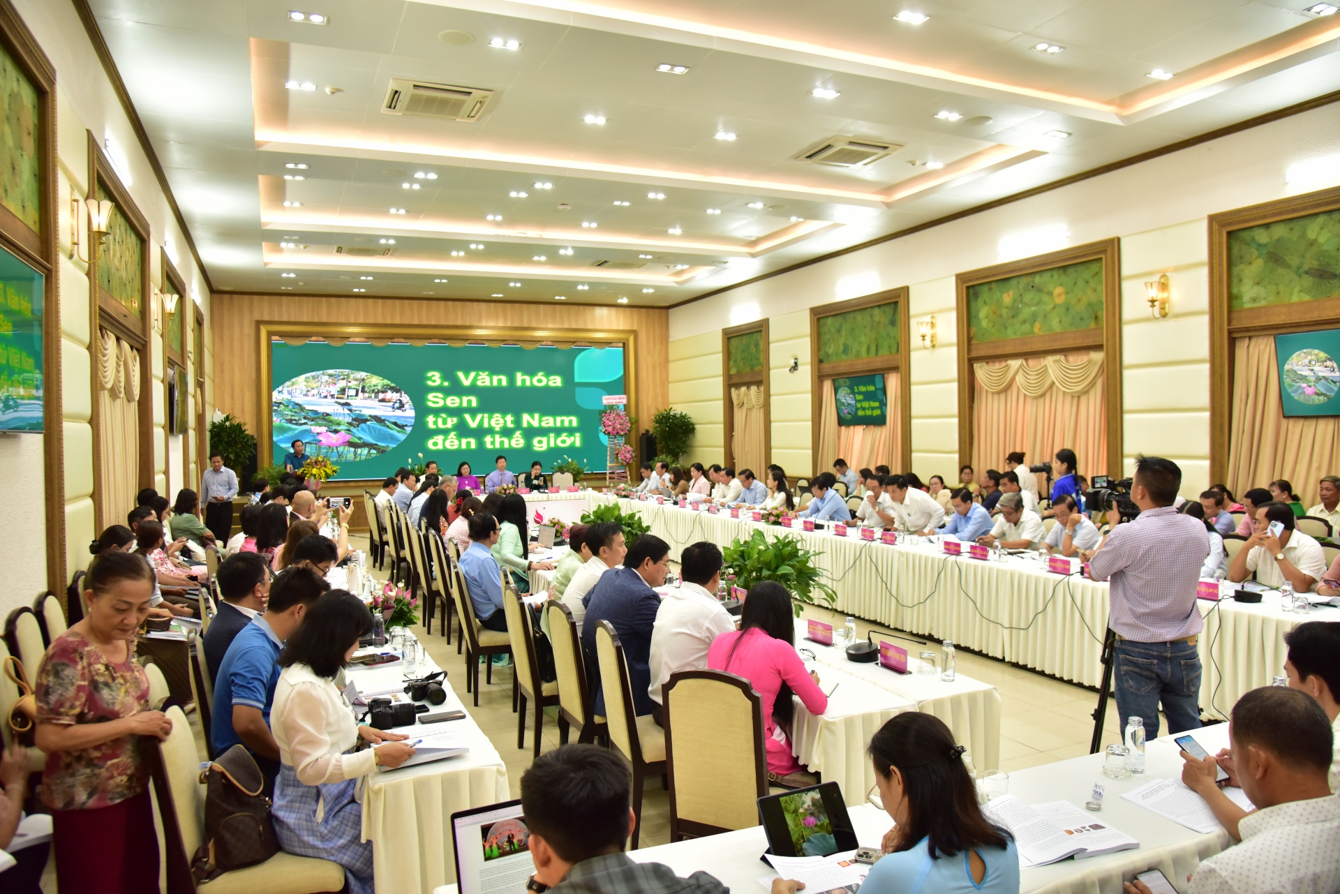 “Sen Đồng Tháp: Giá trị văn hóa-nâng tầm hội nhập”