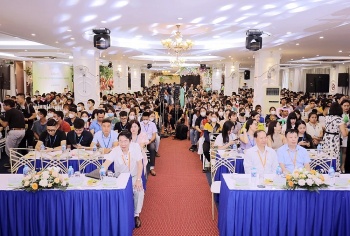 tuan le vang mang hanh phuc cho hang tram gia dinh hiem muon