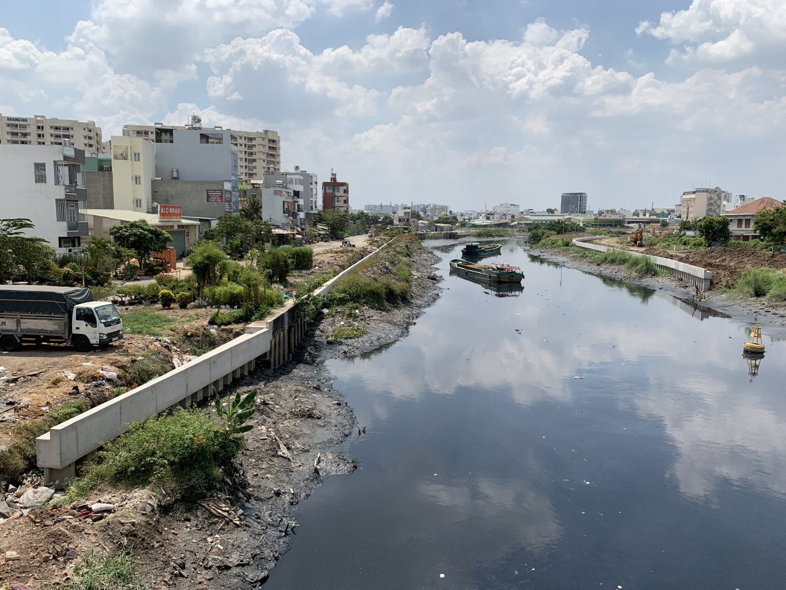 Quy định mới về chất thải xây dựng và bùn thải tại TP Hồ Chí Minh