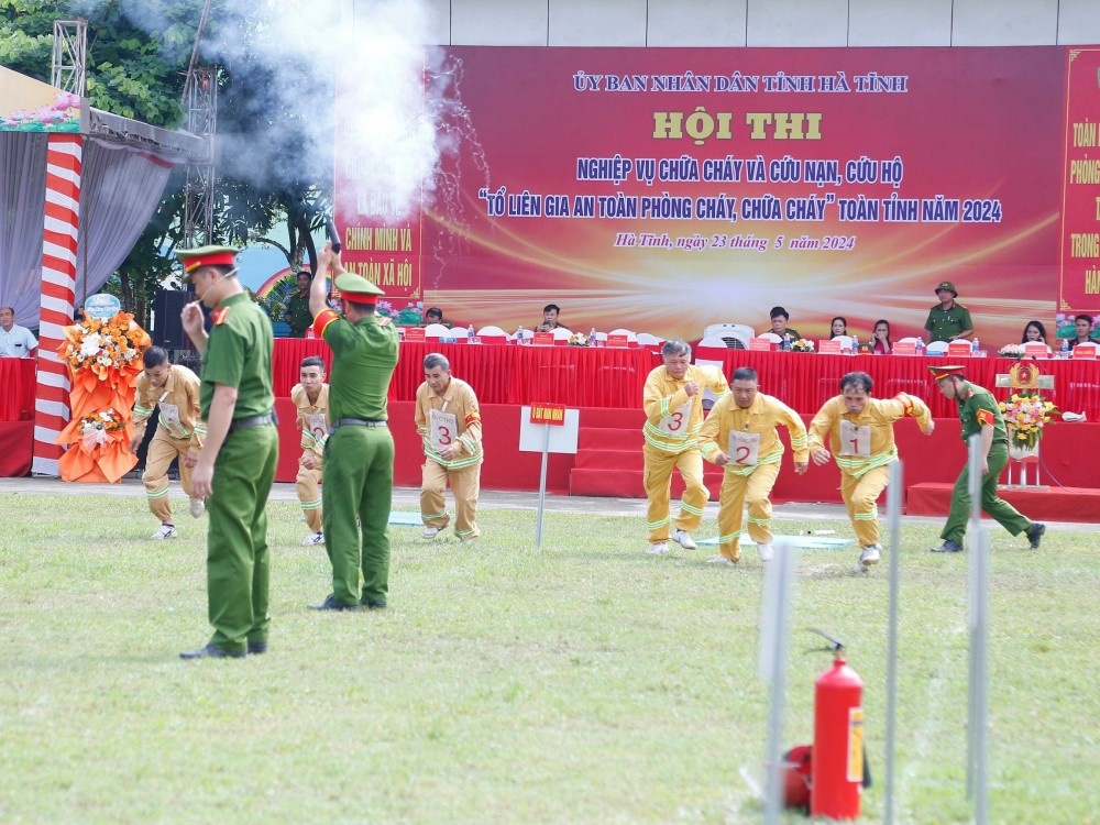 Hà Tĩnh: Hội thi nghiệp vụ phòng cháy chữa cháy và cứu nạn, cứu hộ