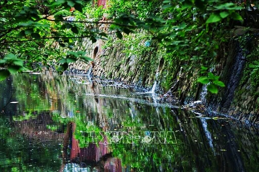 Ô nhiễm môi trường - thách thức lớn với Thủ đô Hà Nội Ô nhiễm môi trường - thách thức lớn với Thủ đô Hà Nội