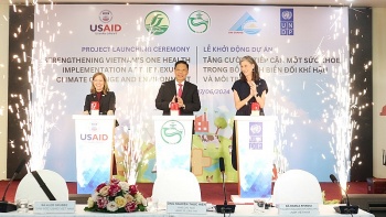 mot suc khoe trong boi canh bien doi khi hau