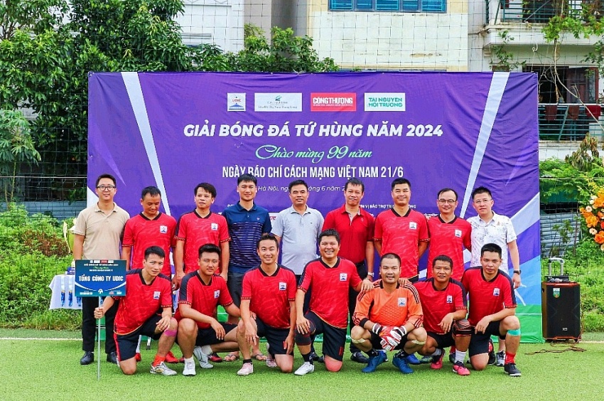 Ciputra Hà Nội giao lưu bóng đá chào mừng ngày báo chí cách mạng Việt Nam Ciputra Hà Nội giao lưu bóng đá chào mừng ngày báo chí cách mạng Việt Nam