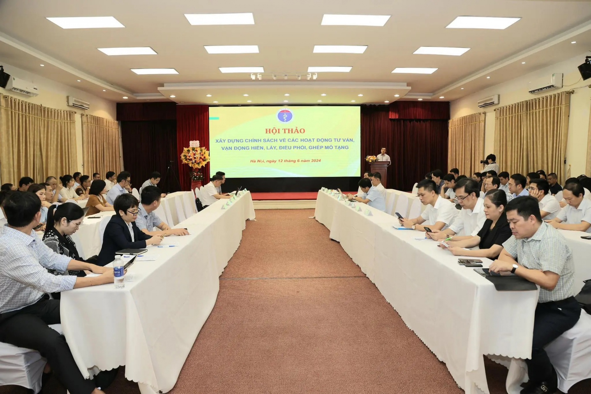 Quang cảnh hội thảo Quang cảnh hội thảo