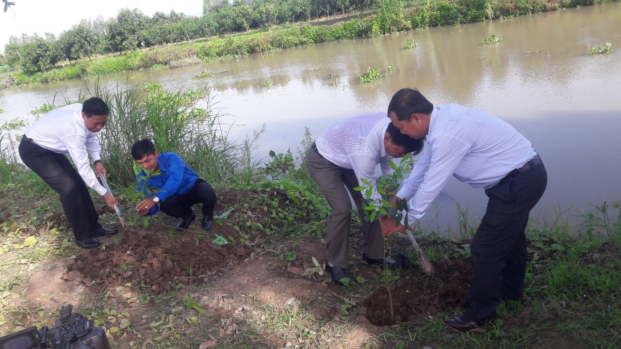 Xây dựng nông thôn mới - cách làm từ Cờ Đỏ Xây dựng nông thôn mới - cách làm từ Cờ Đỏ