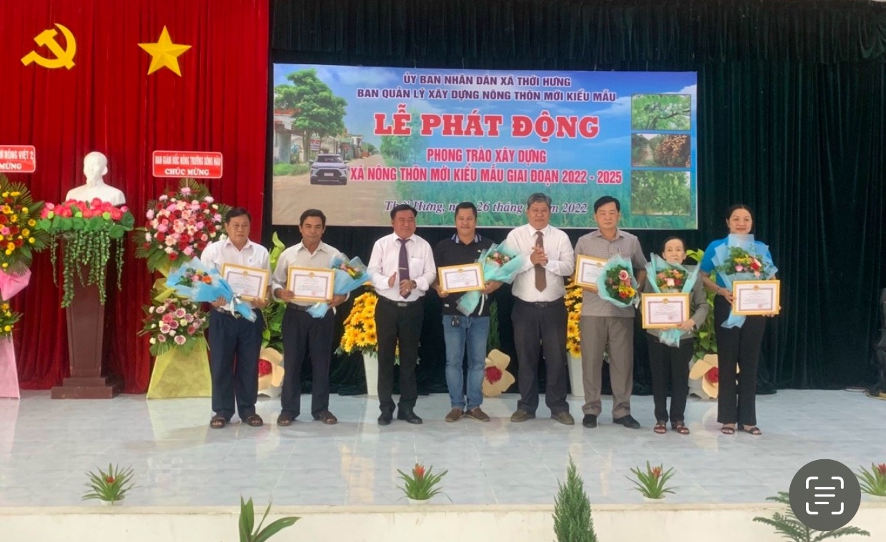 Xây dựng nông thôn mới - cách làm từ Cờ Đỏ Xây dựng nông thôn mới - cách làm từ Cờ Đỏ