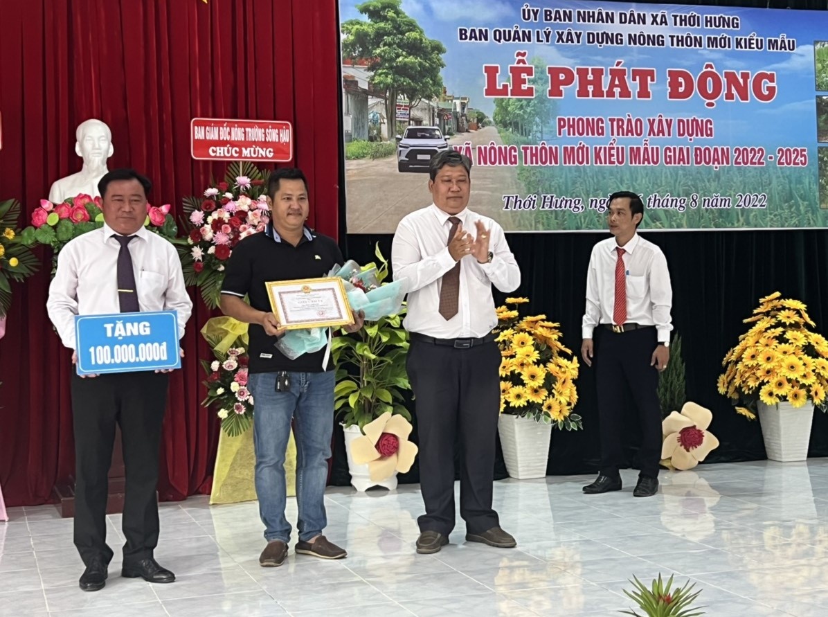 Xây dựng nông thôn mới - cách làm từ Cờ Đỏ Xây dựng nông thôn mới - cách làm từ Cờ Đỏ