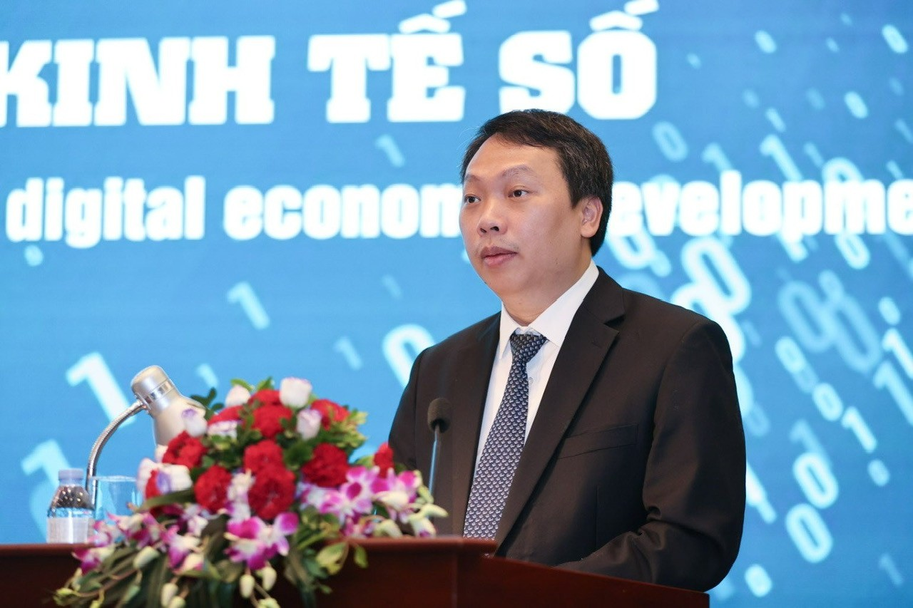 Thứ trưởng Bộ TT&TT Nguyễn Huy Dũng phát biểu tại Hội thảo