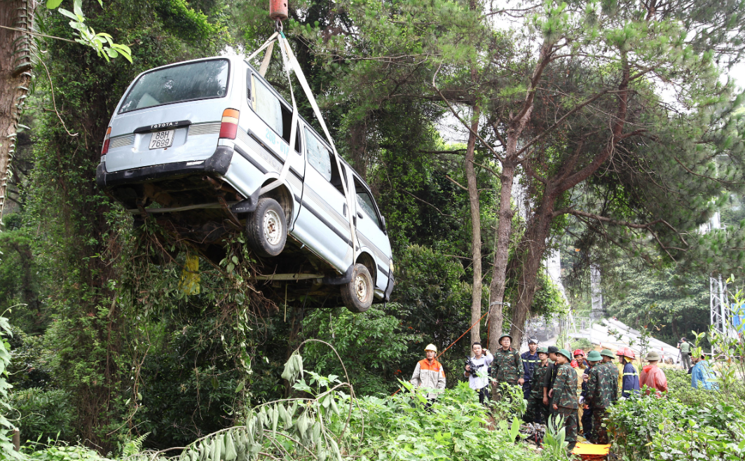 Vĩnh Phúc diễn tập ứng phó cứu nạn, cứu hộ sạt lở đất đá và tai nạn giao thông Vĩnh Phúc diễn tập ứng phó cứu nạn, cứu hộ sạt lở đất đá và tai nạn giao thông