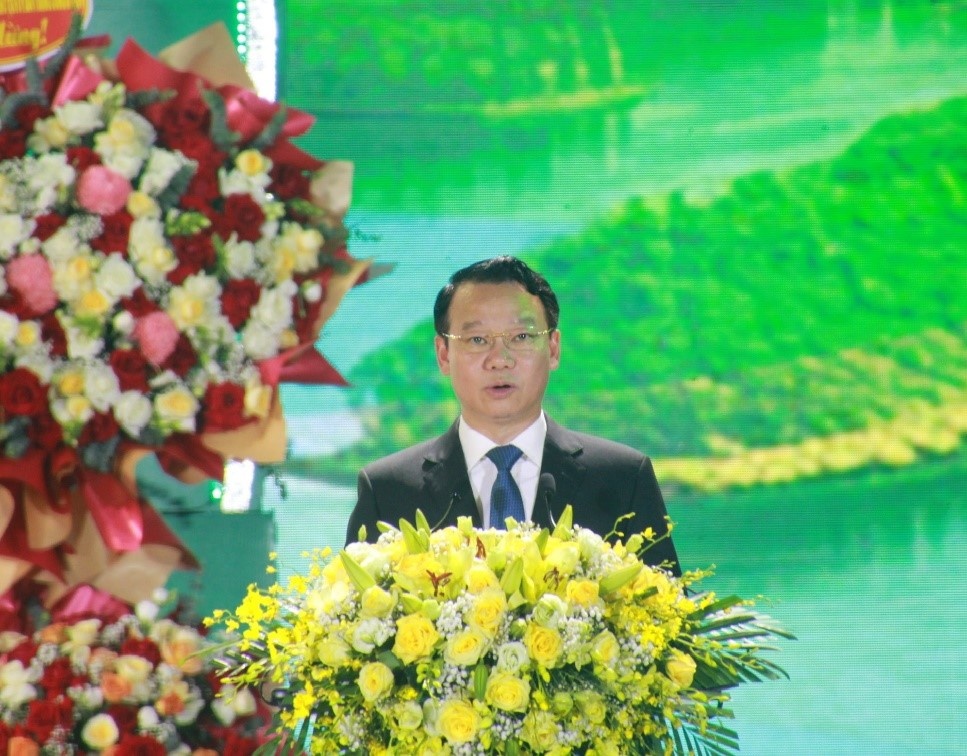 Huyện Yên Bình (Yên Bái) đạt chuẩn nông thôn mới Huyện Yên Bình (Yên Bái) đạt chuẩn nông thôn mới