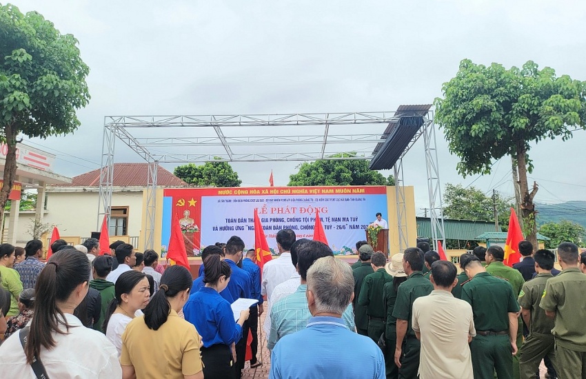 Bộ đội Biên phòng và nhân dân phát động hưởng ứng “Ngày toàn dân phòng, chống ma túy - 26/6”