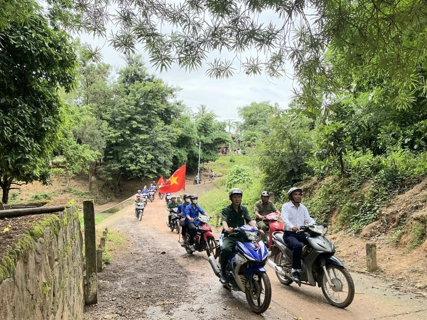 Bộ đội Biên phòng và nhân dân phát động hưởng ứng “Ngày toàn dân phòng, chống ma túy - 26/6”