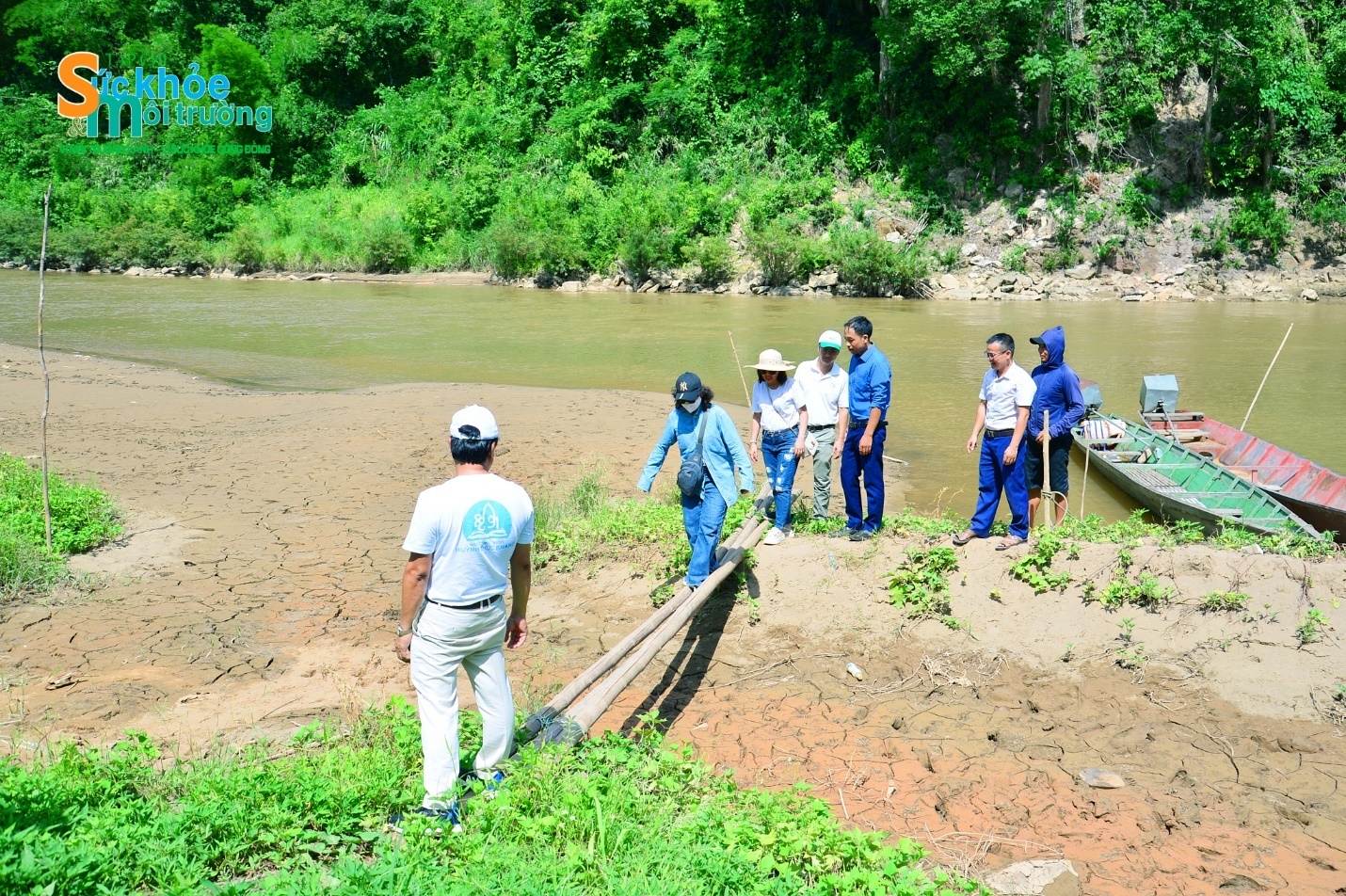 Trao tặng hệ thống nước sạch cho trường Phổ thông Dân tộc Bán trú Tiểu học Mỹ Lý 2 (Kỳ Sơn, Nghệ An) Trao tặng hệ thống nước sạch cho trường Phổ thông Dân tộc Bán trú Tiểu học Mỹ Lý 2 (Kỳ Sơn, Nghệ An)