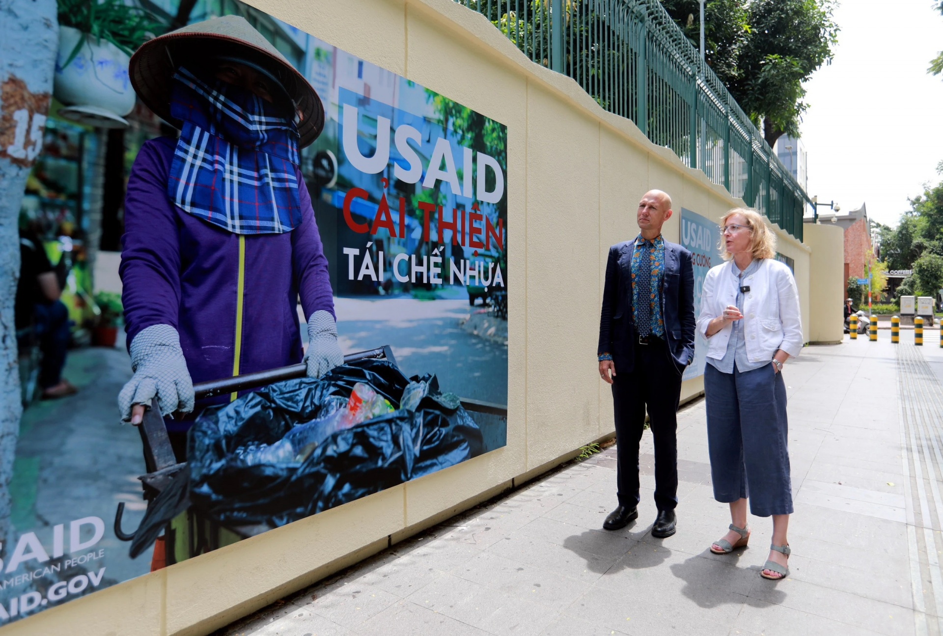 Bà Susan Burns, Tổng lãnh sự Mỹ tại TP.HCM, muốn bảo vệ môi trường vì tương lai thế hệ trẻ Bà Susan Burns, Tổng lãnh sự Mỹ tại TP.HCM, muốn bảo vệ môi trường vì tương lai thế hệ trẻ