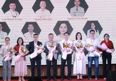 Ban Chấp hành hội ra mắt tại đại hội Ban Chấp hành hội ra mắt tại đại hội