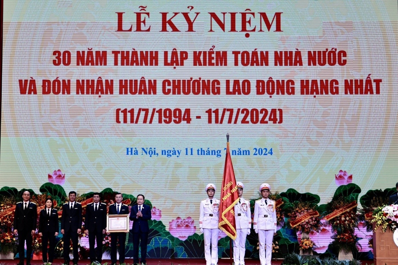 Kiểm toán Nhà nước đón nhận Huân chương Lao động hạng Nhất Kiểm toán Nhà nước đón nhận Huân chương Lao động hạng Nhất