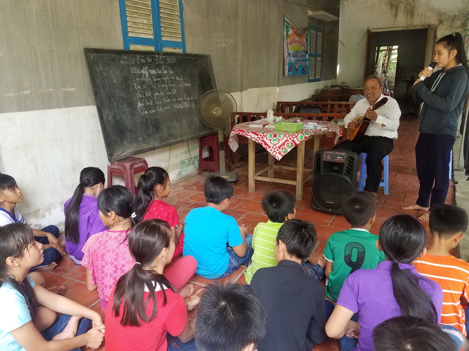 Cựu chiến binh Văn Đình Thanh tận tâm với sử Việt