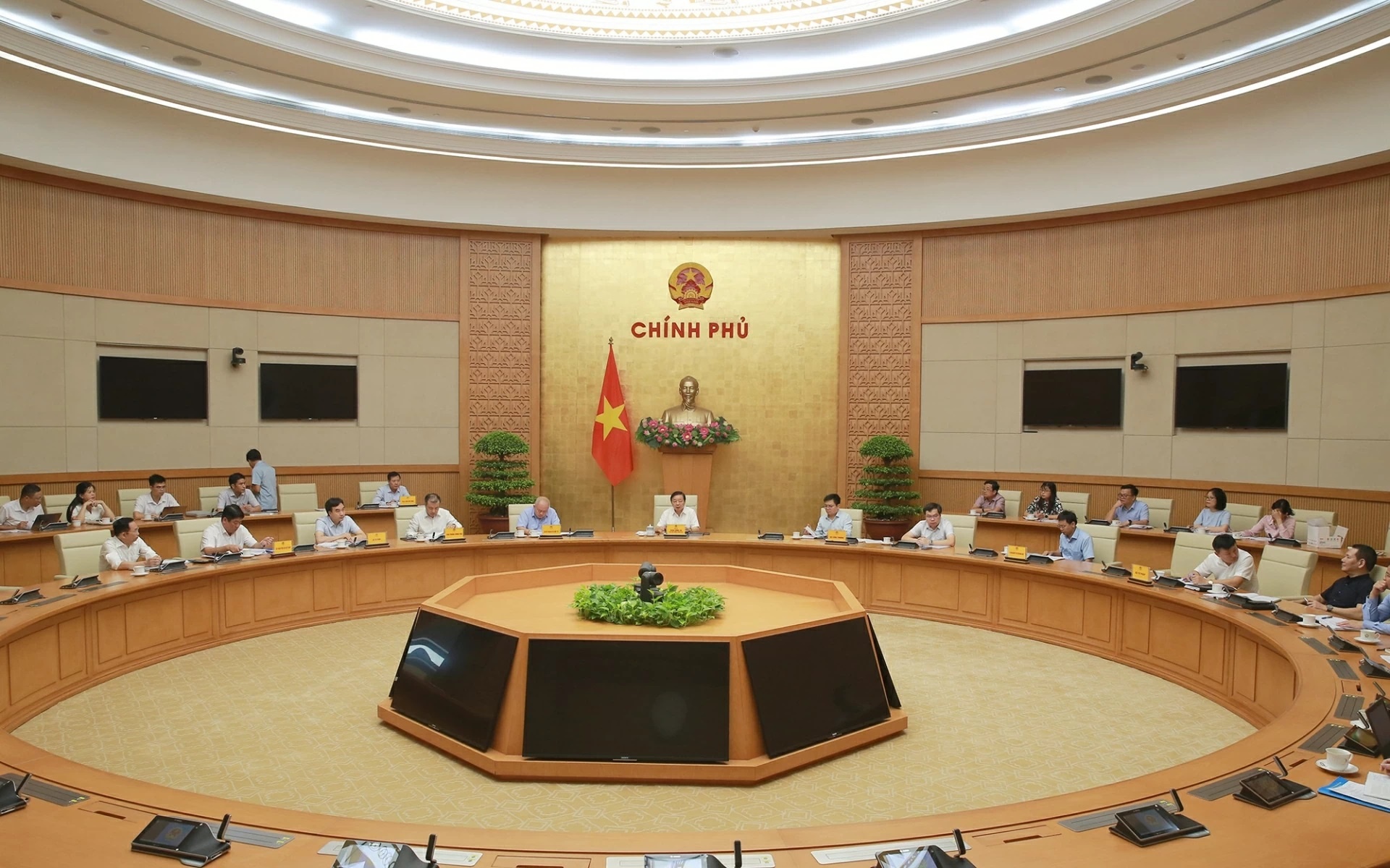 Tạo không gian pháp lý mới cho điện năng lượng tái tạo