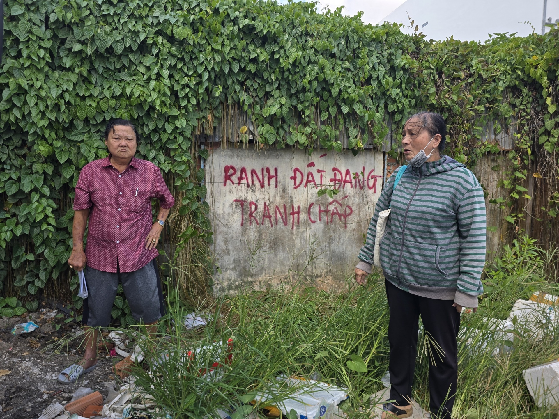 Cần Thơ: Dự án chỉnh trang đô thị và cải thiện môi trường sống ở huyện Cờ Đỏ: Chủ đầu tư thất hứa, đẩy dân vào thế khó Cần Thơ: Dự án chỉnh trang đô thị và cải thiện môi trường sống ở huyện Cờ Đỏ: Chủ đầu tư thất hứa, đẩy dân vào thế khó