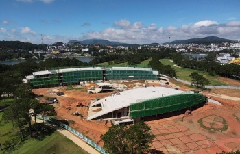 gan 30ha dat tai san golf doi cu lam dong can dua ra khoi rung phong ho