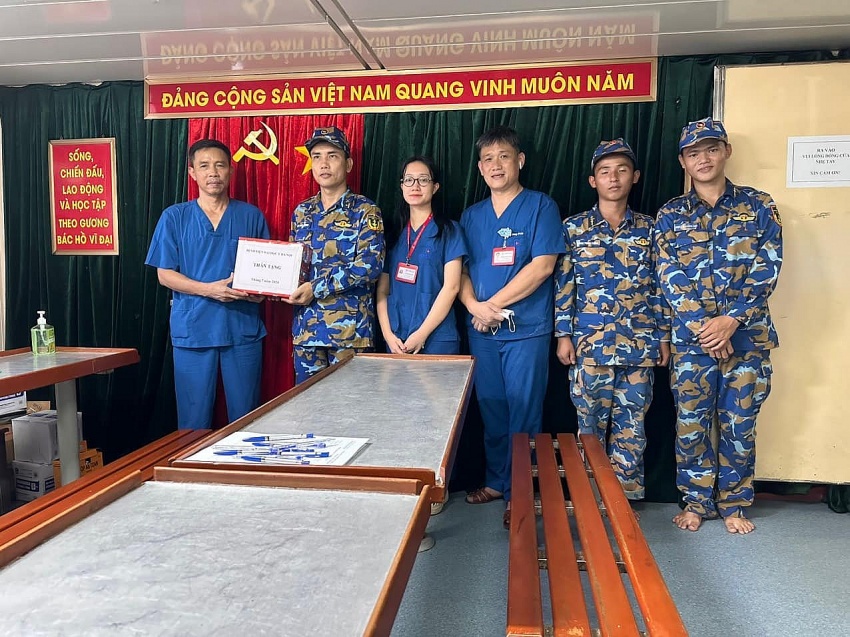 Bệnh viện Đại học Y Hà Nội - Hành trình Tháng 7 thiêng liêng Bệnh viện Đại học Y Hà Nội - Hành trình Tháng 7 thiêng liêng