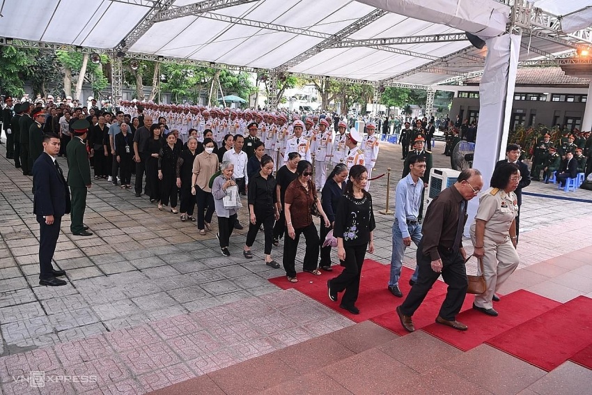 Khi mọi trái tim đều hướng về một TRÁI TIM