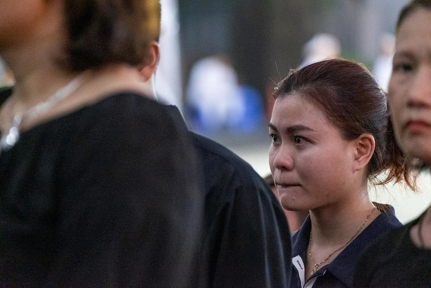 Hàng ngàn, hàng vạn người dân thành kính vào viếng Tổng Bí Thư Nguyễn Phú Trọng