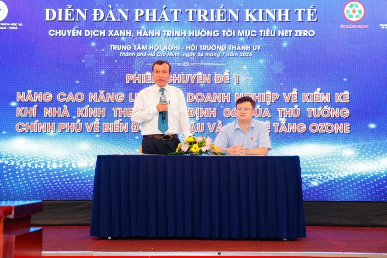 Phó Tổng thư ký kiêm Trưởng Ban Khoa học công nghệ và Môi trường Vusta Lê Công Lương và Giám đốc Trung tâm Chứng nhận Chất lượng và Phát triển Doanh nghiệp Tạ Quang Kiên chủ trì Diễn đàn Phó Tổng thư ký kiêm Trưởng Ban Khoa học công nghệ và Môi trường Vusta Lê Công Lương và Giám đốc Trung tâm Chứng nhận Chất lượng và Phát triển Doanh nghiệp Tạ Quang Kiên chủ trì Diễn đàn