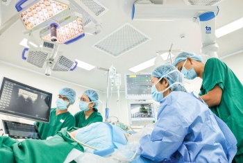 quan ly chat che va tao dieu kien de he thong y duoc tu nhan phat trien