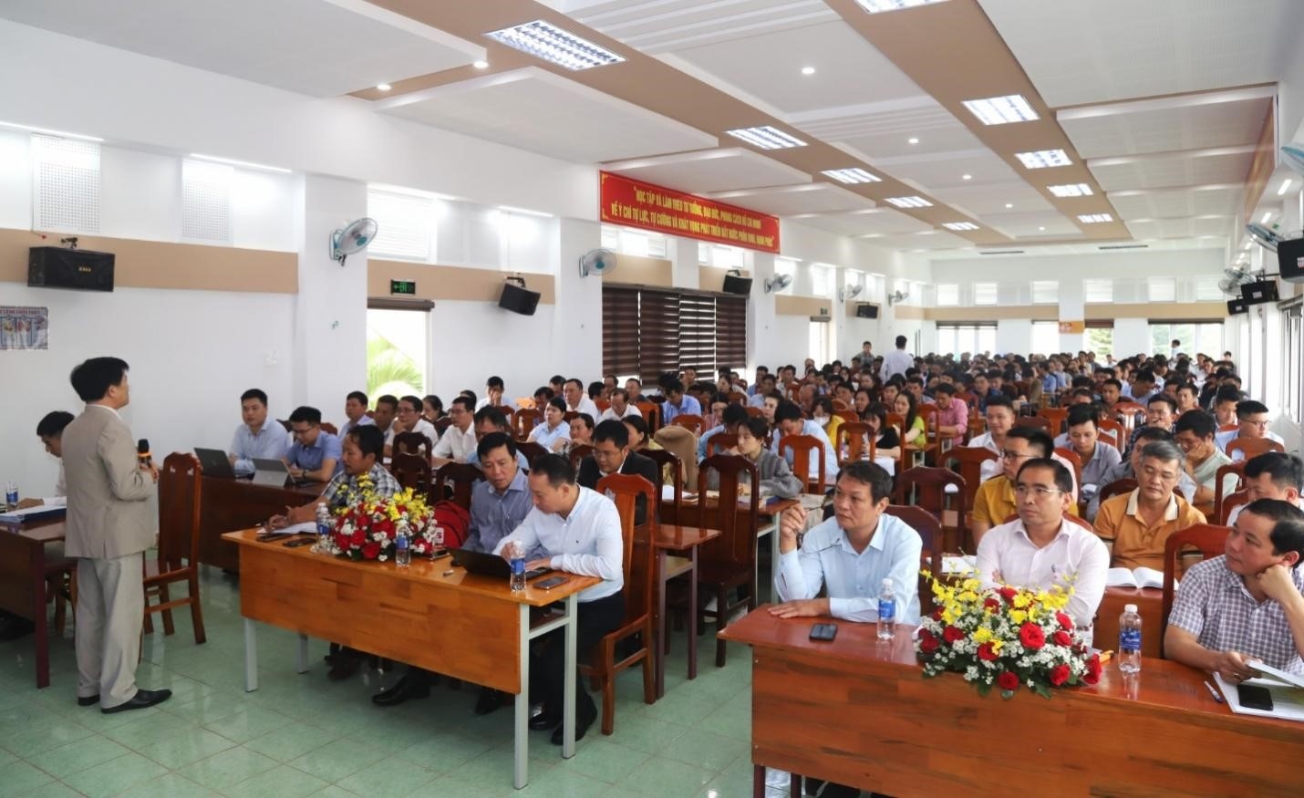 Lâm đồng: Tuyên truyền, phổ biến Luật Đất đai năm 2024 tại 6 huyện, thành phố phía Nam Lâm đồng: Tuyên truyền, phổ biến Luật Đất đai năm 2024 tại 6 huyện, thành phố phía Nam