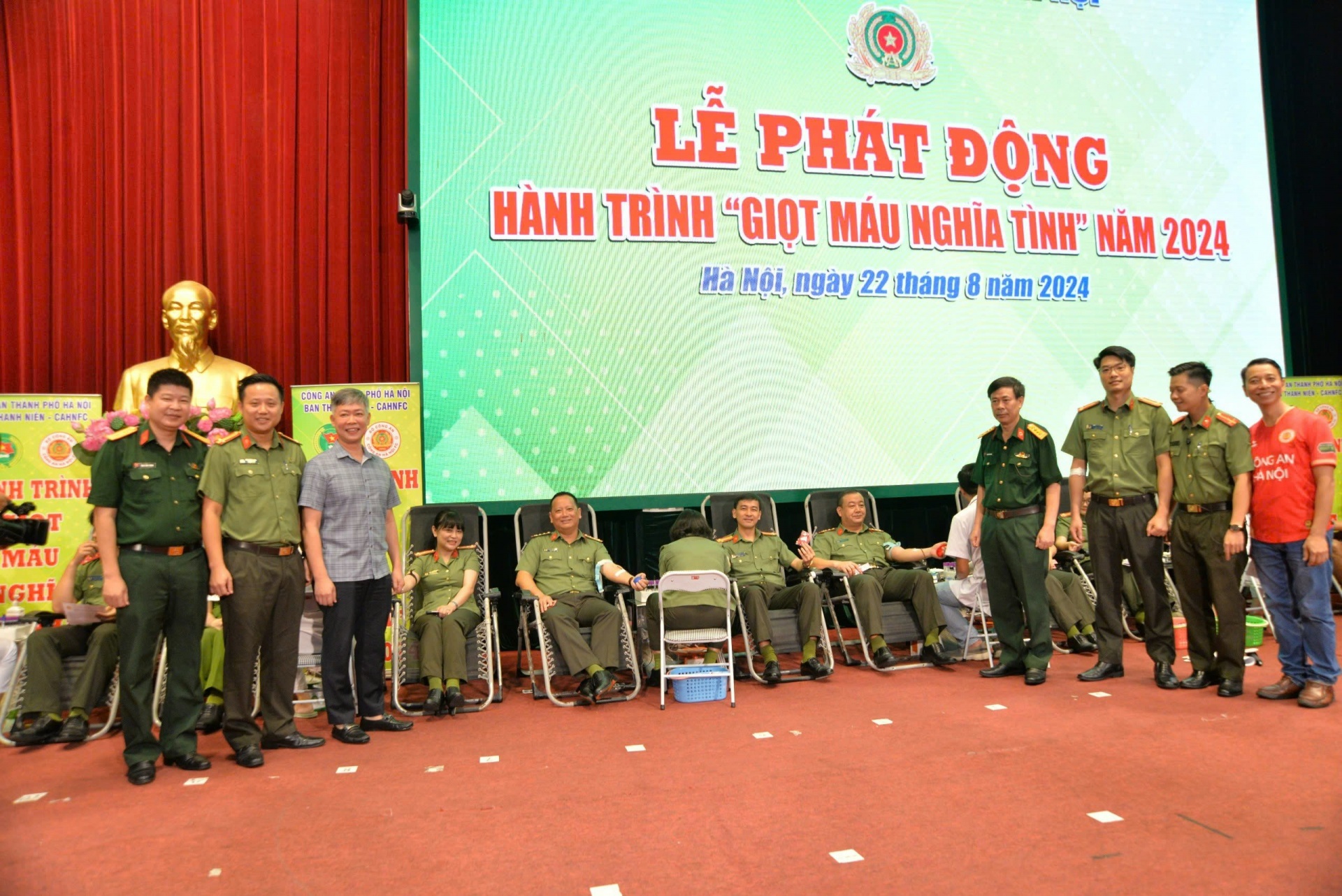 Phát động hành trình 'Giọt máu nghĩa tình' 2024
