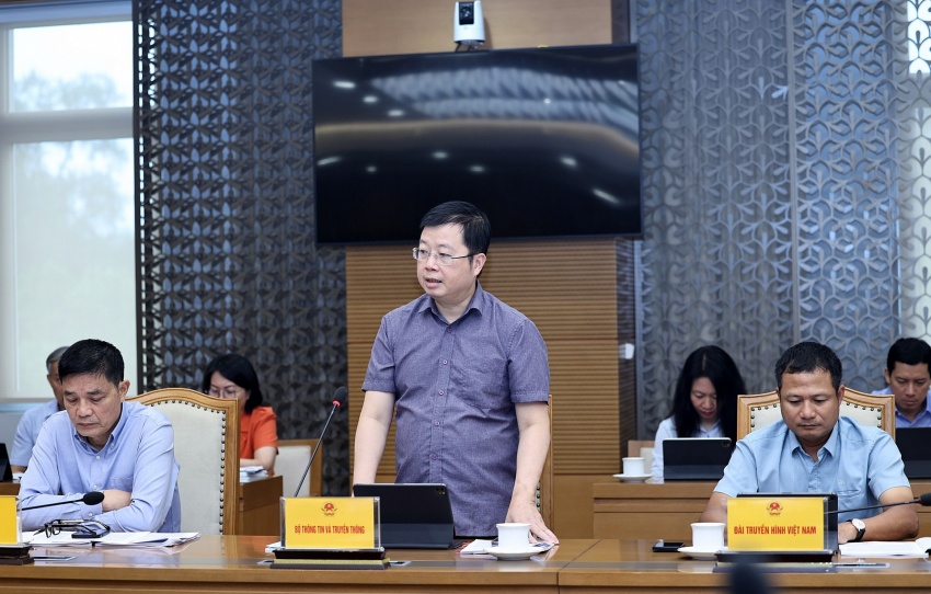 Xử lý nghiêm vi phạm an toàn thực phẩm và truyền thông để cảnh tỉnh Xử lý nghiêm vi phạm an toàn thực phẩm và truyền thông để cảnh tỉnh