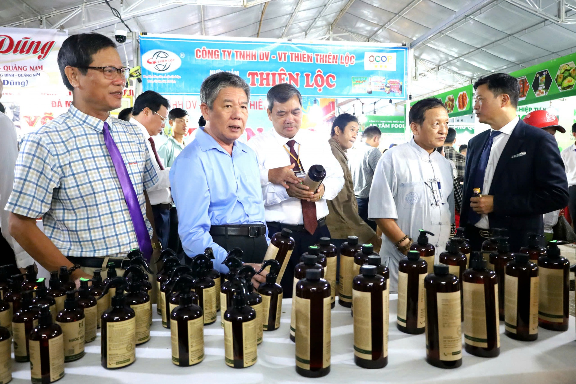 Khai mạc Festival 100 năm dừa sáp Trà Vinh lần thứ nhất