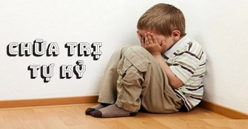 huong dieu tri moi doi voi tre tu ky