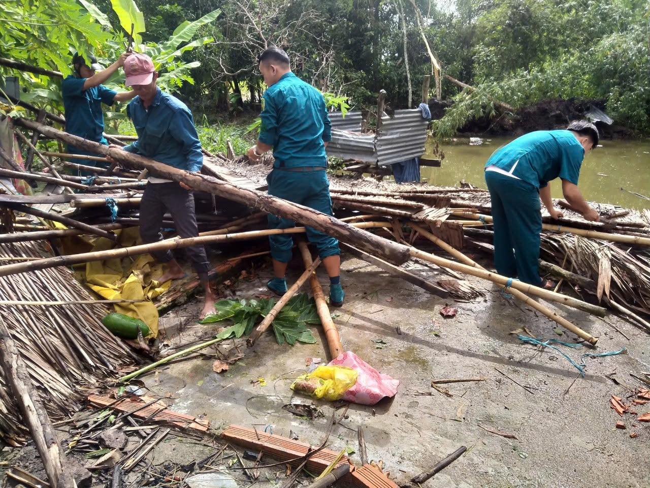 Kiên Giang huy động nhiều lực lượng giúp dân khắc phục hậu quả thiên tai