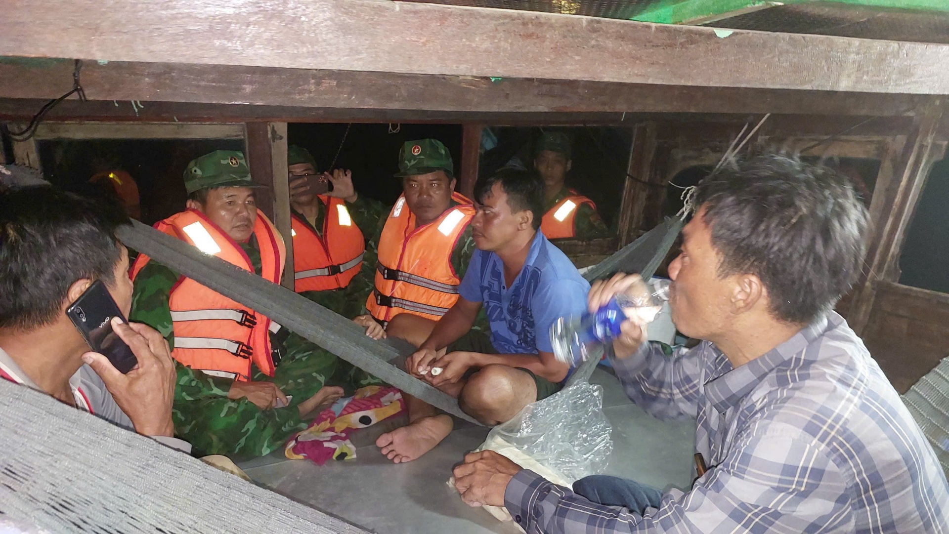 Kiên Giang huy động nhiều lực lượng giúp dân khắc phục hậu quả thiên tai