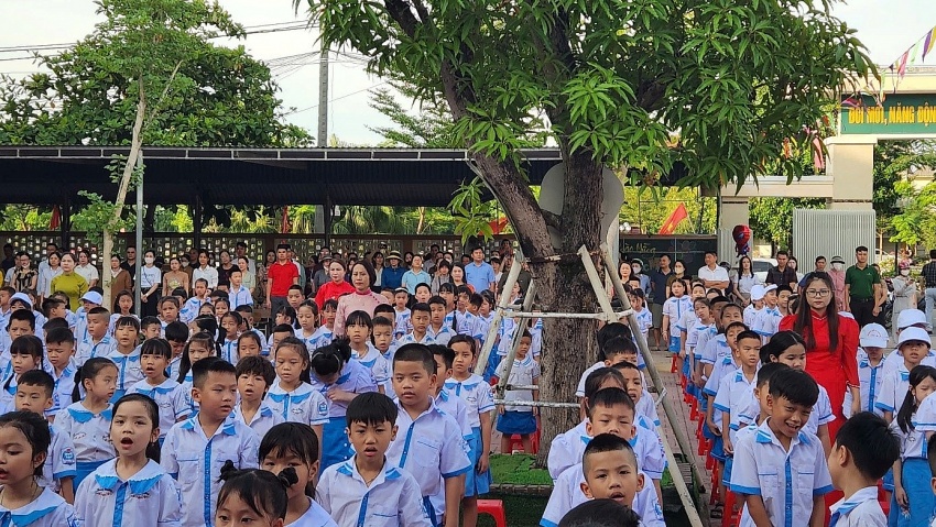 Hà Tĩnh: Chào đón năm học mới dân chủ, kỷ cương, nền nếp, chất lượng, hiệu quả Hà Tĩnh: Chào đón năm học mới dân chủ, kỷ cương, nền nếp, chất lượng, hiệu quả