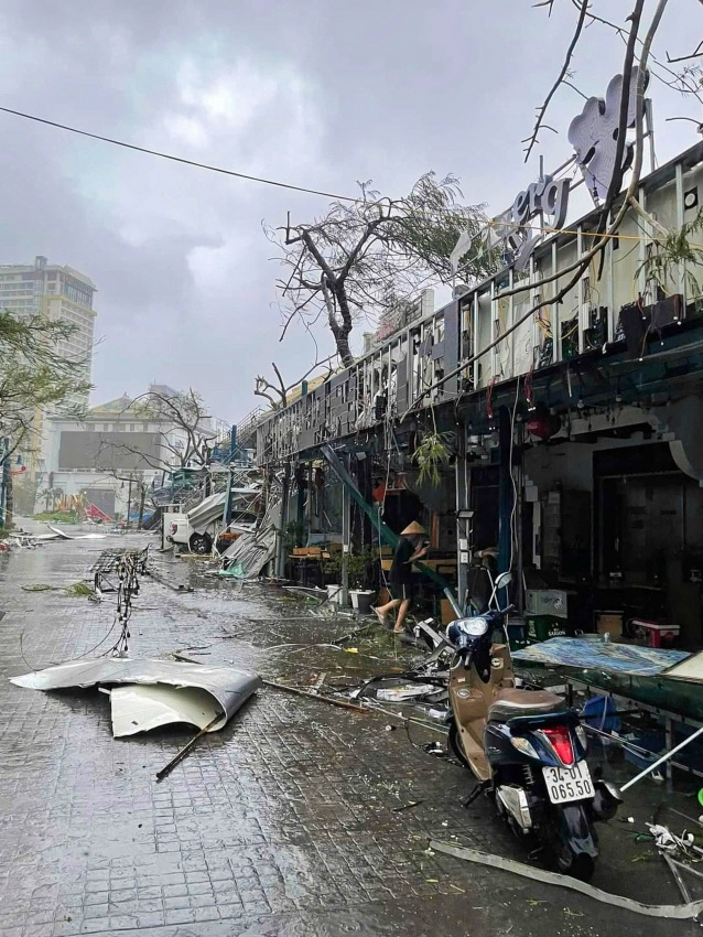 Bão Yagi đổ bộ vào đất liền, gây thiệt hại lớn cho Quảng Ninh Bão Yagi đổ bộ vào đất liền, gây thiệt hại lớn cho Quảng Ninh