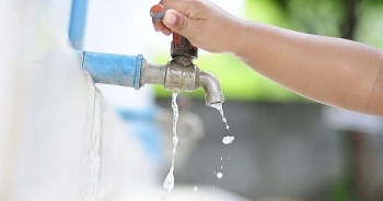 ha noi dam bao nuoc sach ve sinh moi truong sau bao so 3