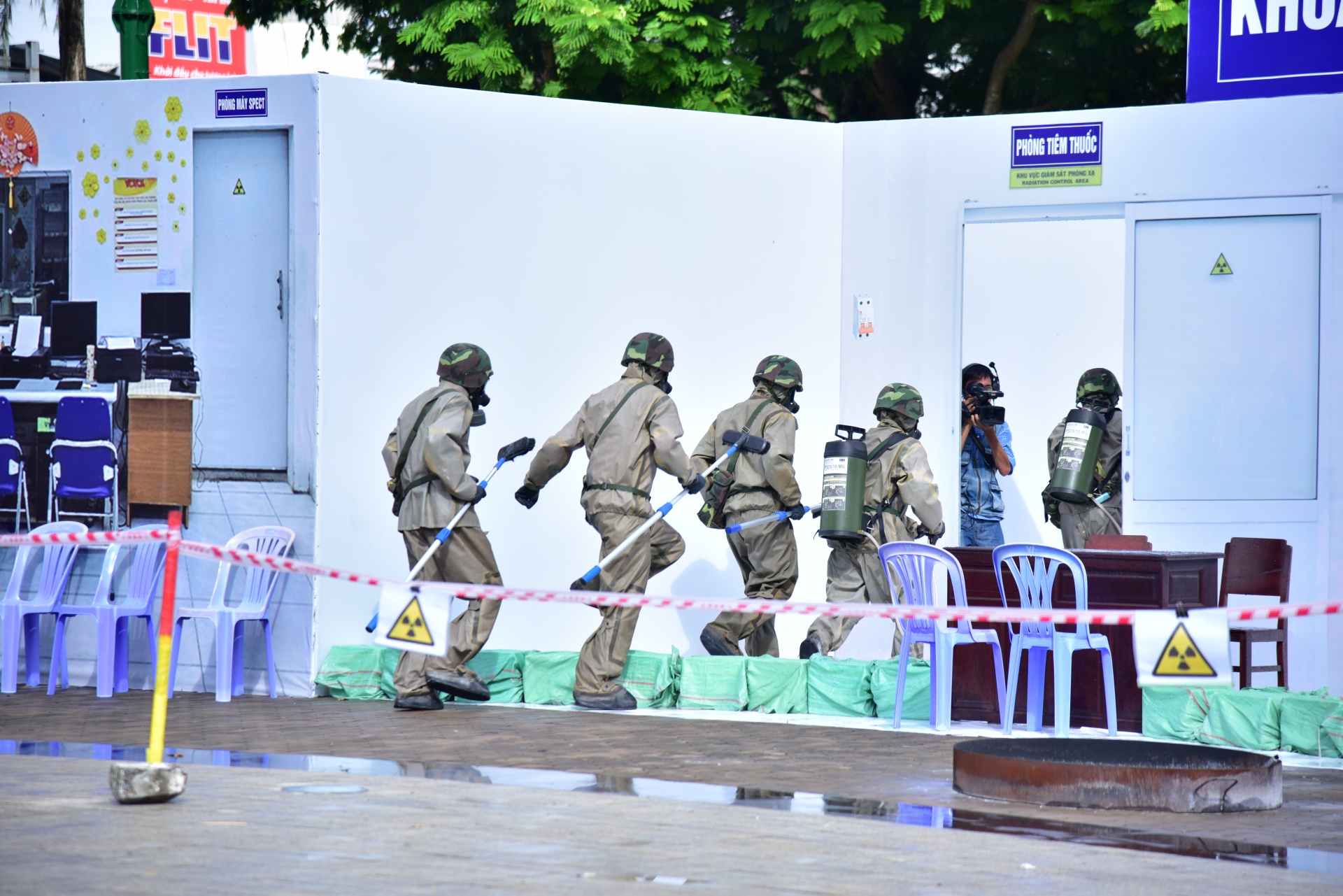 Cần Thơ diễn tập ứng phó sự cố bức xạ và hạt nhân