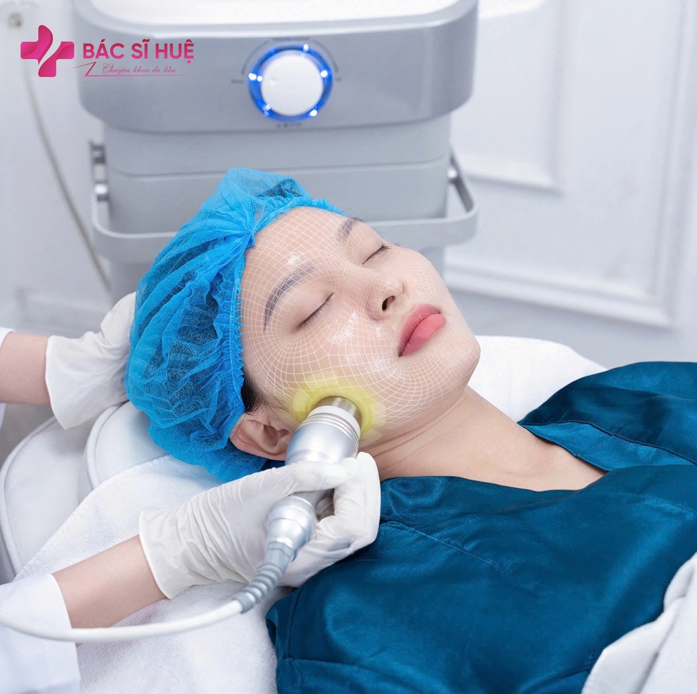 Bác sĩ Nguyễn Huệ và Người giữ lửa đam mê với ngành thẩm mỹ làm đẹp Bác sĩ Nguyễn Huệ và Người giữ lửa đam mê với ngành thẩm mỹ làm đẹp