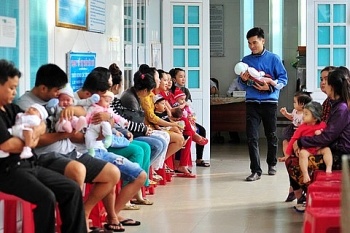 bo sung hon 424 ty dong de thuc hien tiem chung mo rong