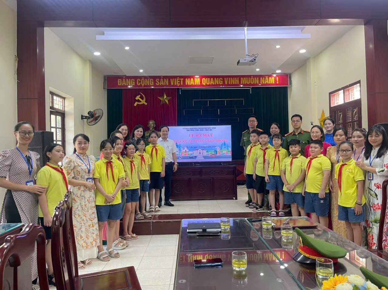 Bắc Ninh tổ chức hội nghị sơ kết một năm thực hiện “Tỉnh an toàn giao thông” Bắc Ninh tổ chức hội nghị sơ kết một năm thực hiện “Tỉnh an toàn giao thông”