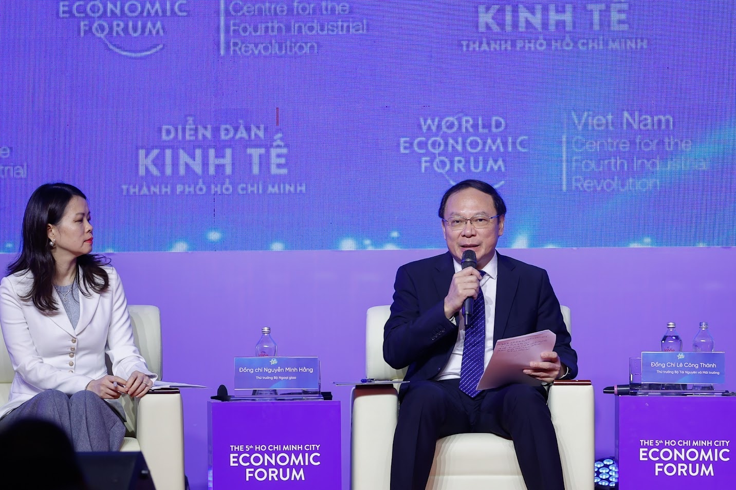 Thứ trưởng Lê Công Thành: Hỗ trợ cho các doanh nghiệp thúc đẩy áp dụng kinh tế tuần hoàn. Ảnh VGP Thứ trưởng Lê Công Thành: Hỗ trợ cho các doanh nghiệp thúc đẩy áp dụng kinh tế tuần hoàn. Ảnh VGP