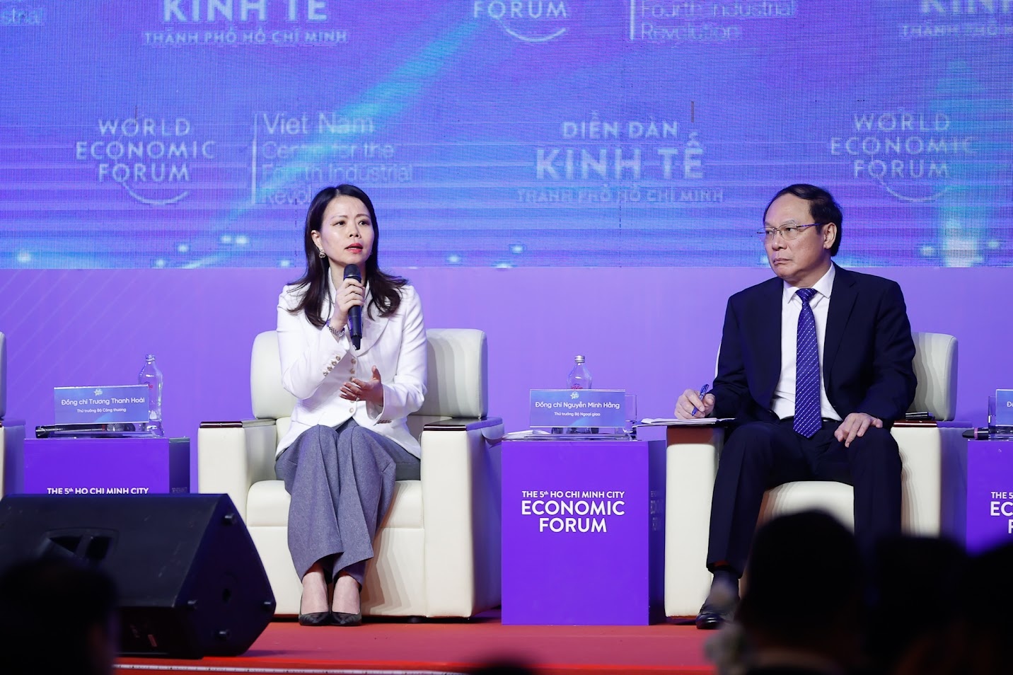 Thứ trưởng Nguyễn Minh Hằng: Chưa bao giờ ngoại giao kinh tế được thúc đẩy như giai đoạn hiện nay. Ảnh VGP Thứ trưởng Nguyễn Minh Hằng: Chưa bao giờ ngoại giao kinh tế được thúc đẩy như giai đoạn hiện nay. Ảnh VGP