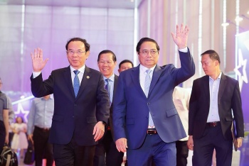 dien dan kinh te tphcm 2024 thu tuong chinh phu pham minh chinh chu tri phien doi thoai chinh sach