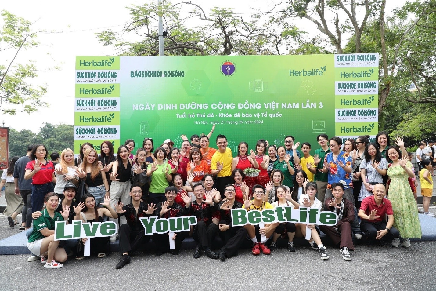 Người dân tham gia Ngày Dinh Dưỡng Cộng Đồng Việt Nam lần thứ 3