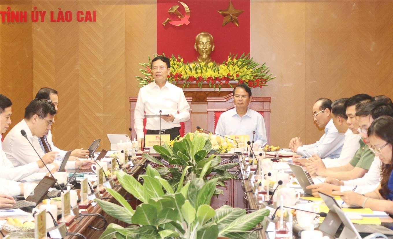 Bộ trưởng Bộ Thông tin và Truyền thông Nguyễn Mạnh Hùng thăm và làm việc tại tỉnh Lào Cai